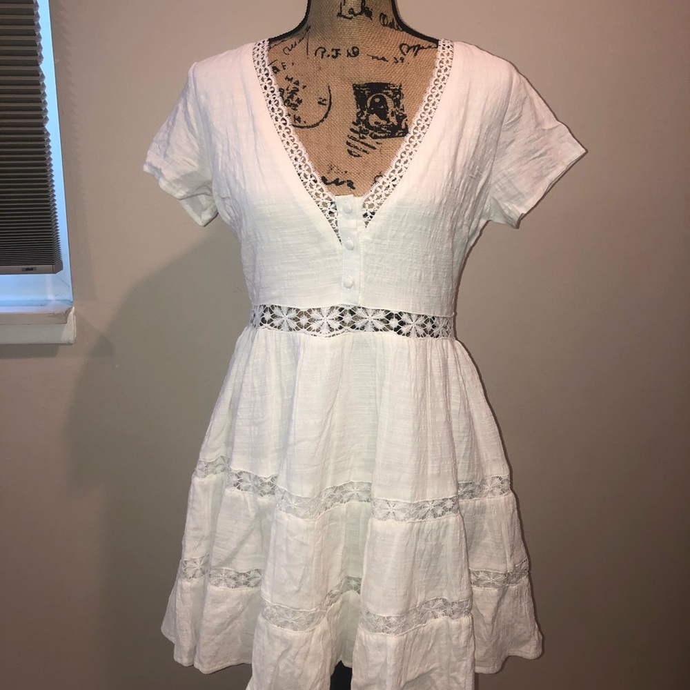 White lace dress